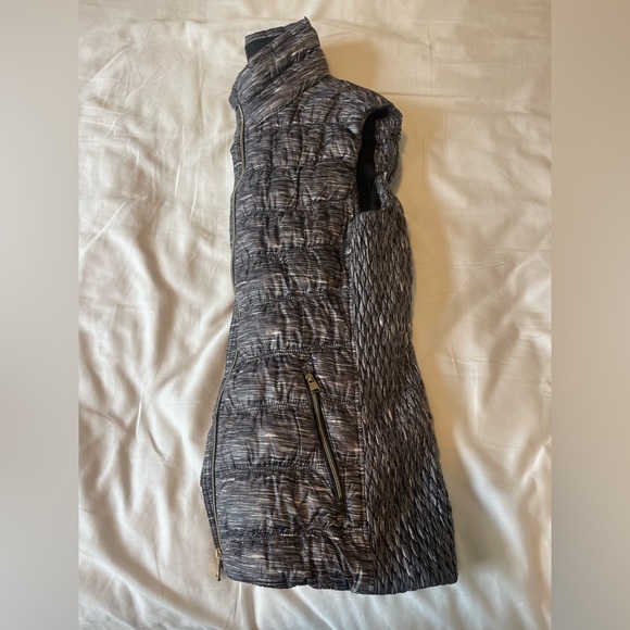 Calvin Klein Gray Puffer Vest - Picture 3 of 5